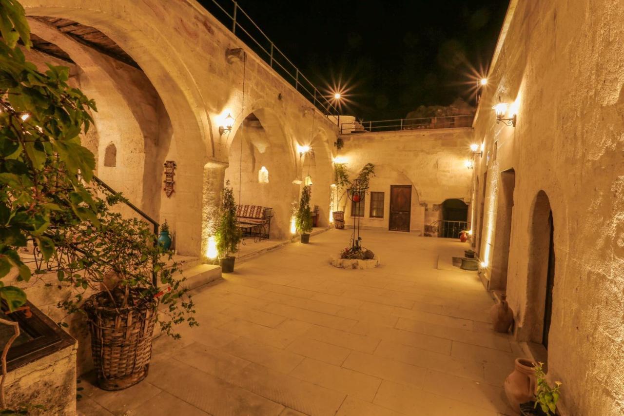 Harkasos Cave Hotel Юргюп Екстериор снимка