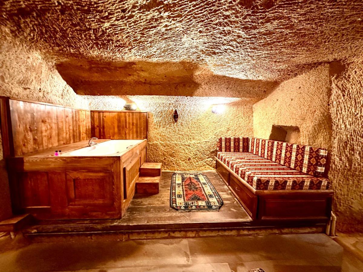 Harkasos Cave Hotel Юргюп Екстериор снимка