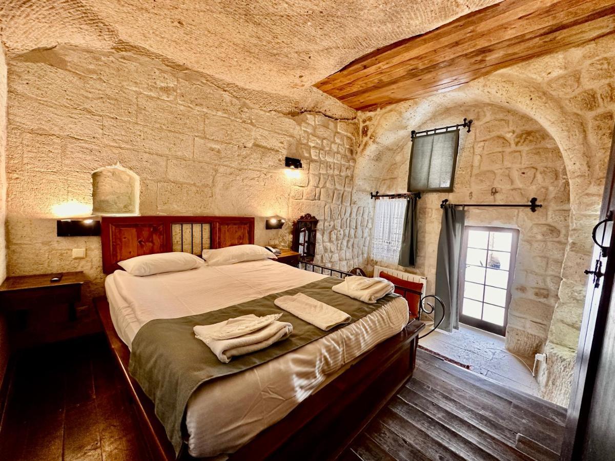 Harkasos Cave Hotel Юргюп Екстериор снимка
