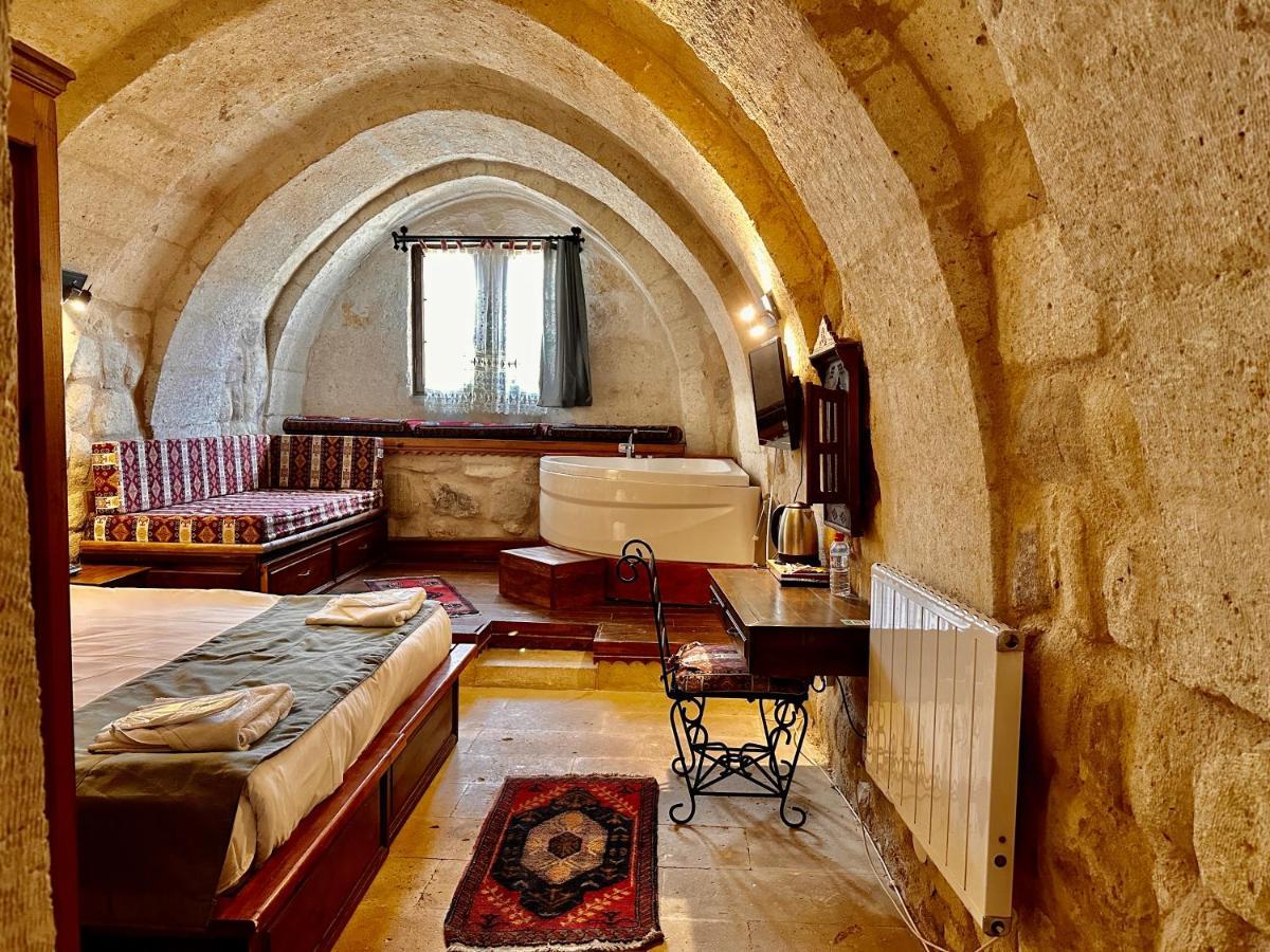 Harkasos Cave Hotel Юргюп Екстериор снимка