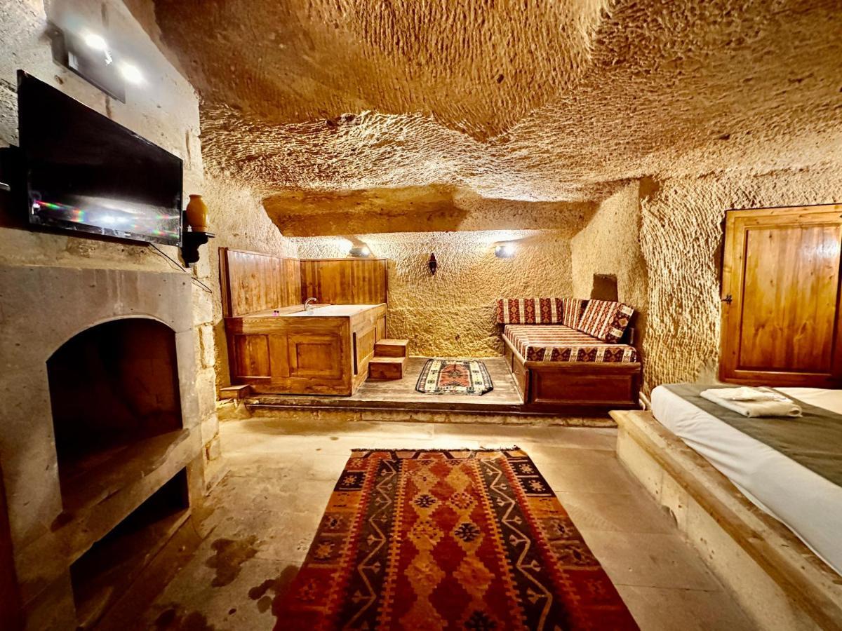 Harkasos Cave Hotel Юргюп Екстериор снимка